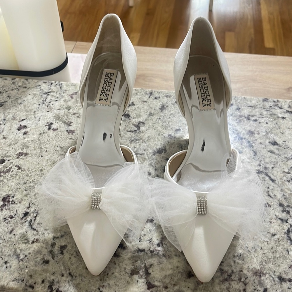 BADGLEY MISCHKA WEDDING HEELS